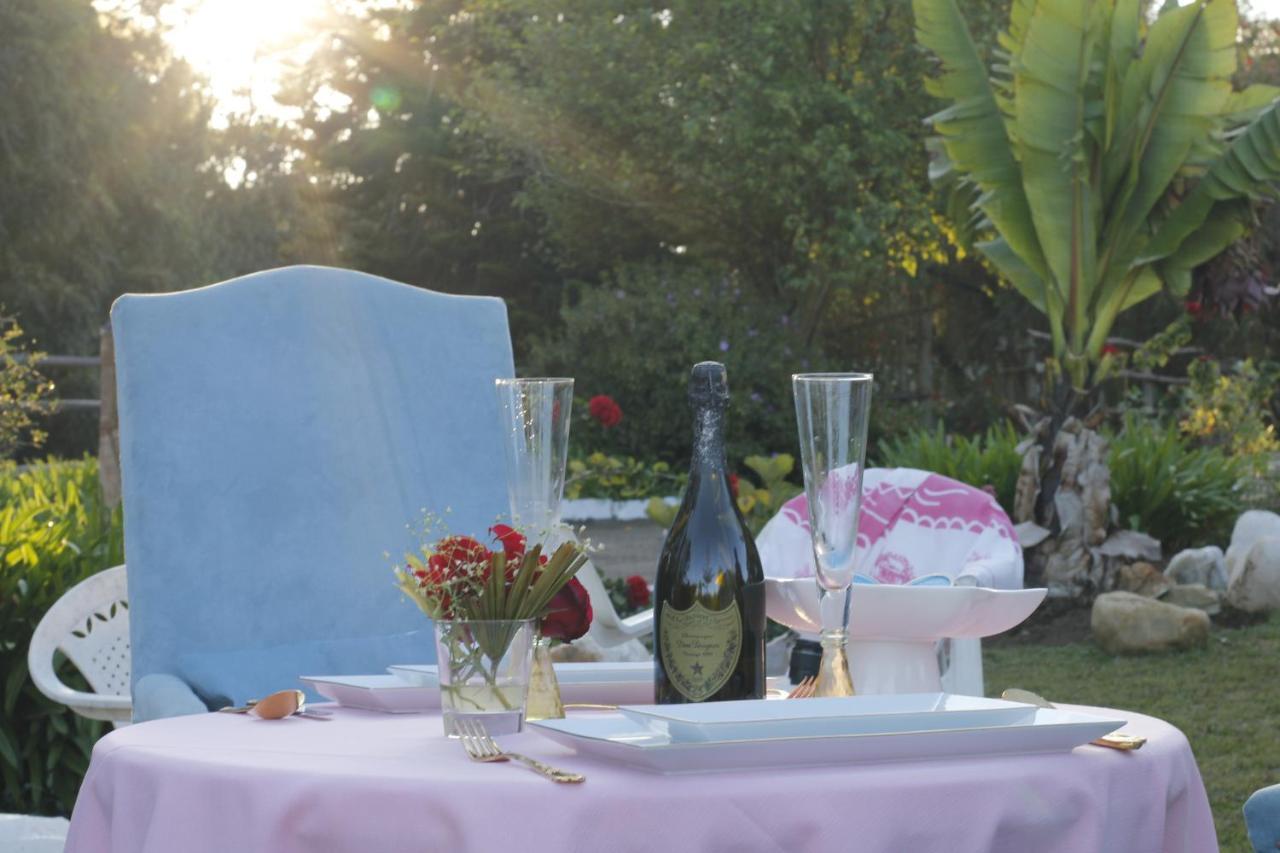 Domaine De L'Ermitage Hotel Mantasoa Ngoại thất bức ảnh