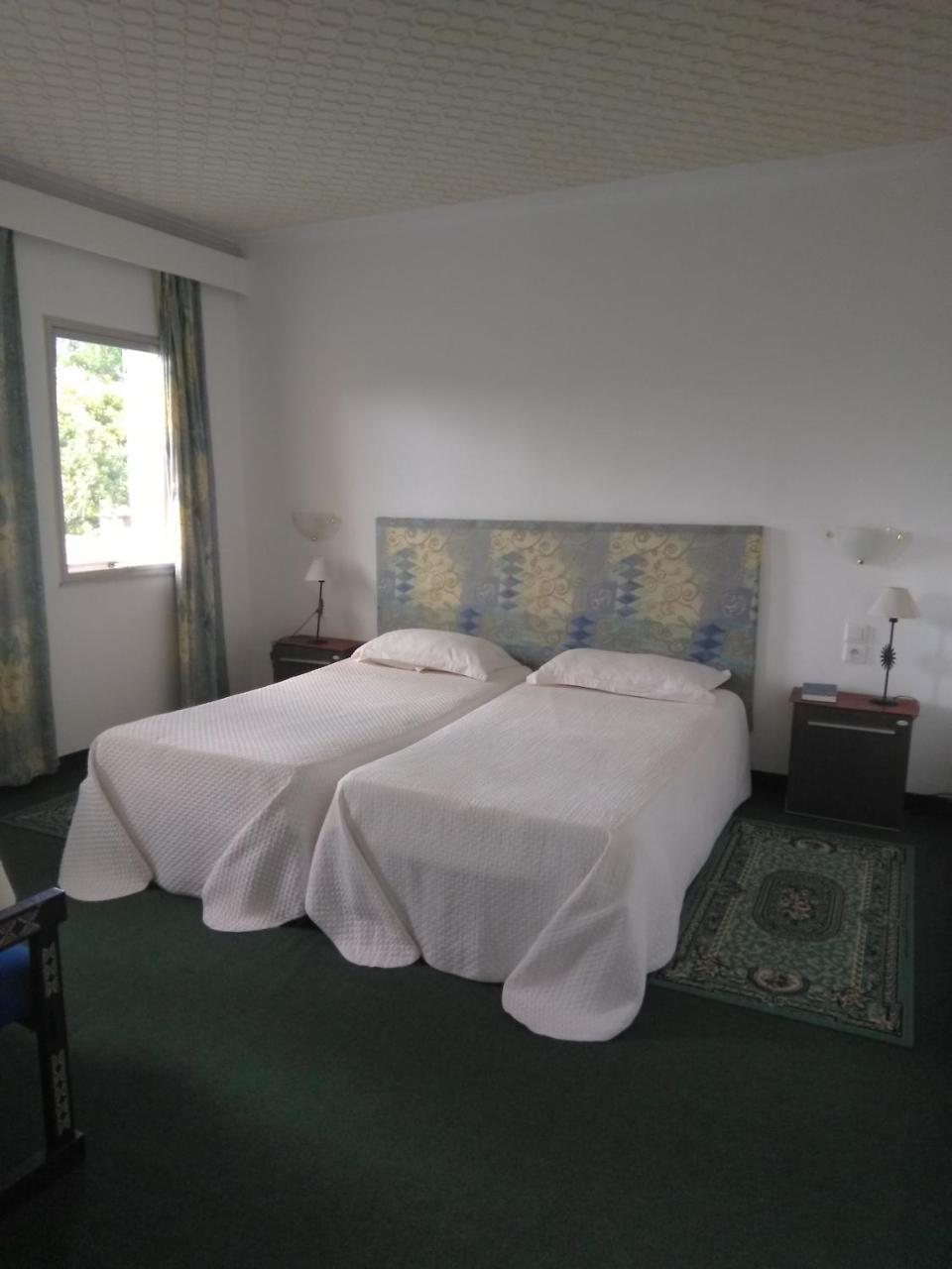 Domaine De L'Ermitage Hotel Mantasoa Ngoại thất bức ảnh