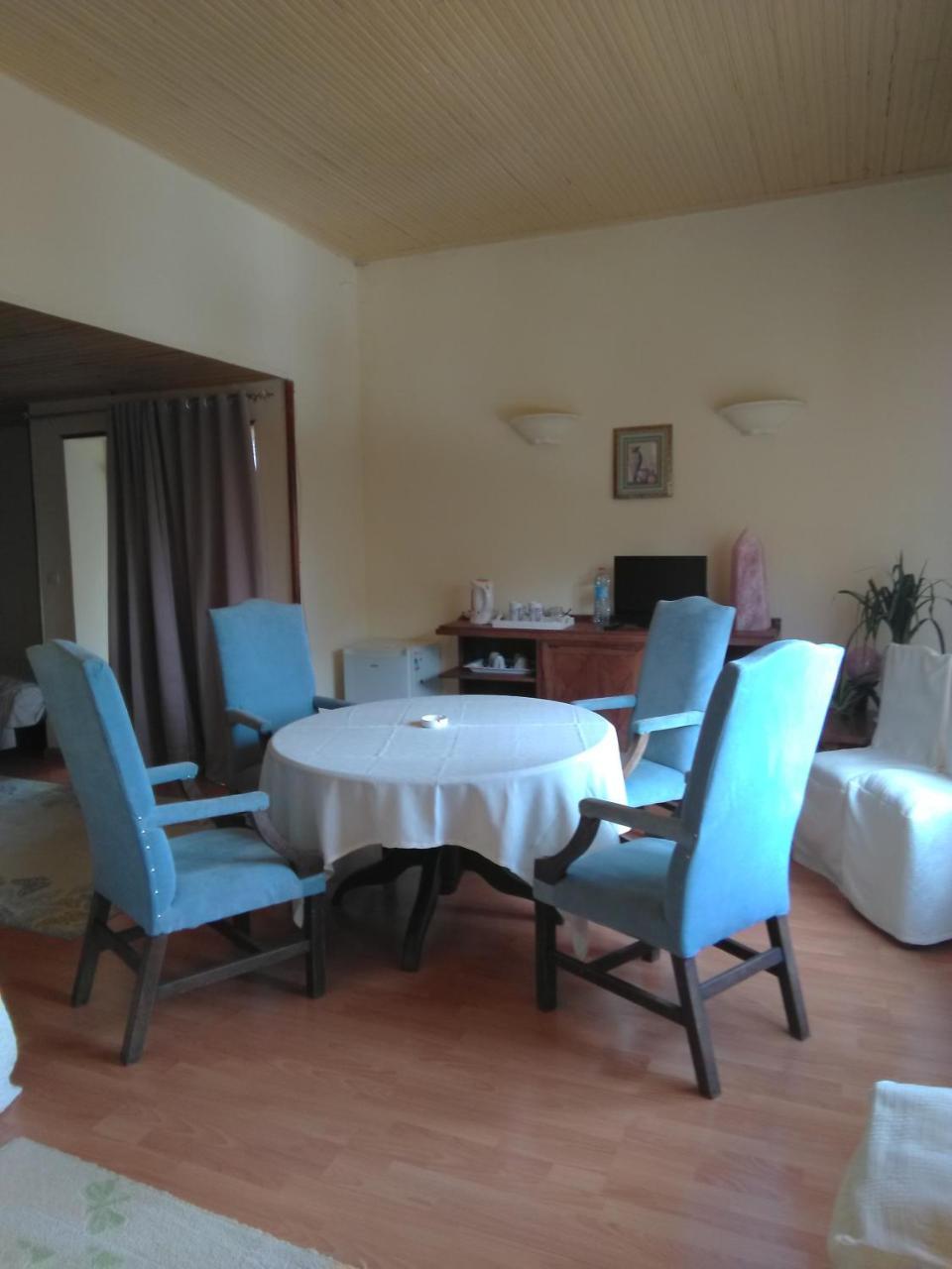 Domaine De L'Ermitage Hotel Mantasoa Ngoại thất bức ảnh