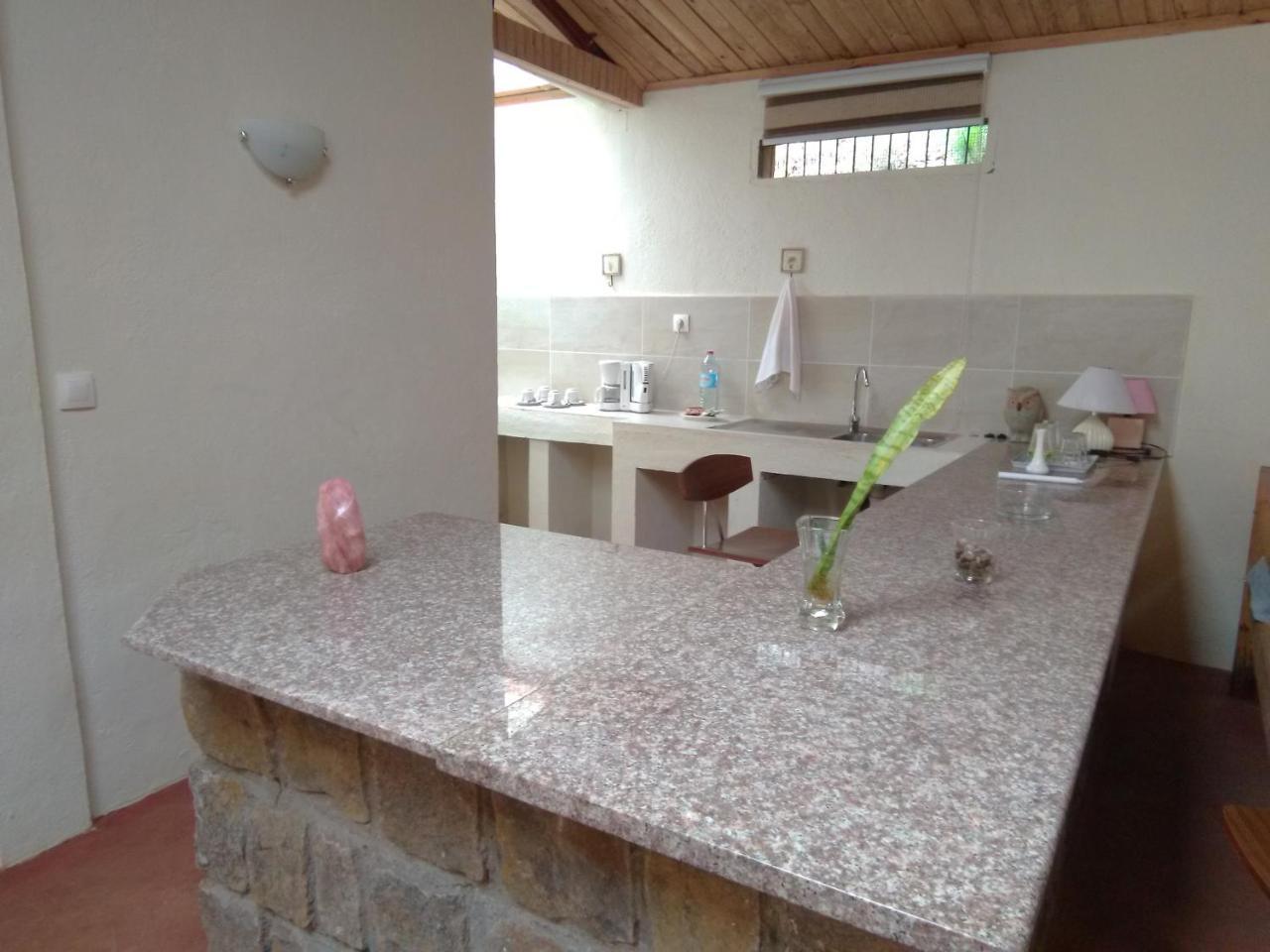Domaine De L'Ermitage Hotel Mantasoa Ngoại thất bức ảnh